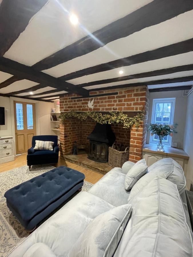 Historic Cambridgeshire Cottage Godmanchester Dış mekan fotoğraf