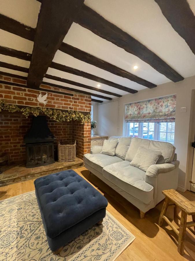 Historic Cambridgeshire Cottage Godmanchester Dış mekan fotoğraf